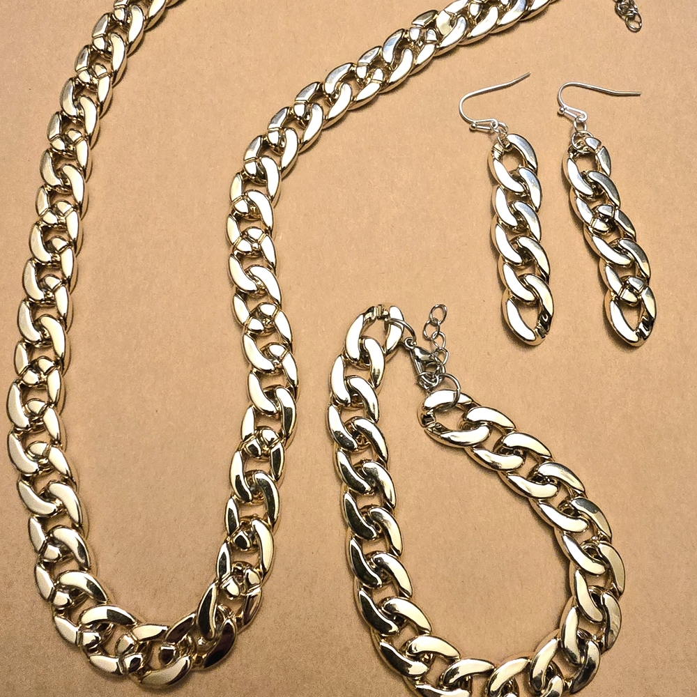 Gold Chain Jewelry Set